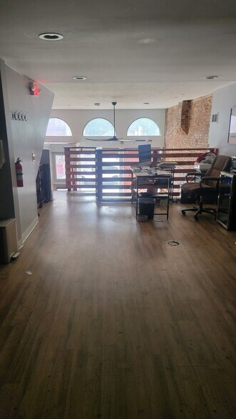 More Photos Of 1205 E Carson St, Pittsburgh Apartments For Lease