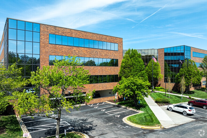 Primary Photo Of 4400 College Blvd, Overland Park Office For Lease