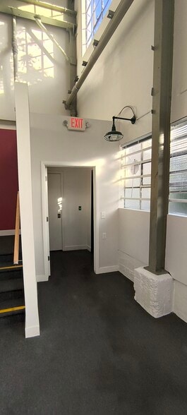 More Photos Of 81 Lafayette St, San Francisco Warehouse For Lease