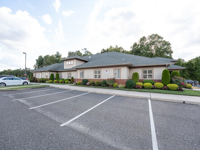 More Photos Of 1051-1103 W Sherman Ave, Vineland Medical For Lease