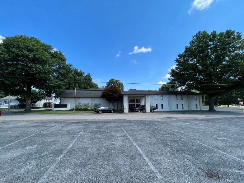 More Photos Of 110 B St, Saint Albans Funeral Home For Sale