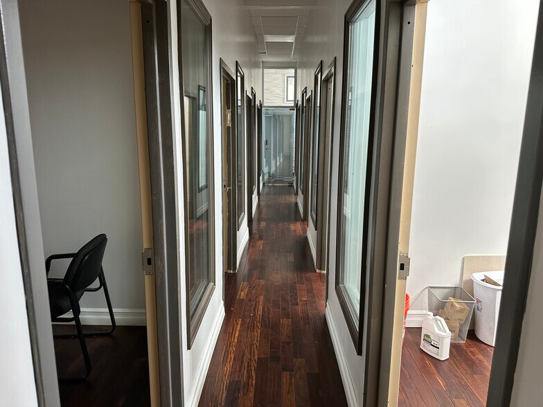 More Photos Of 12415 Metropolitan Ave, Kew Gardens General Retail For Lease