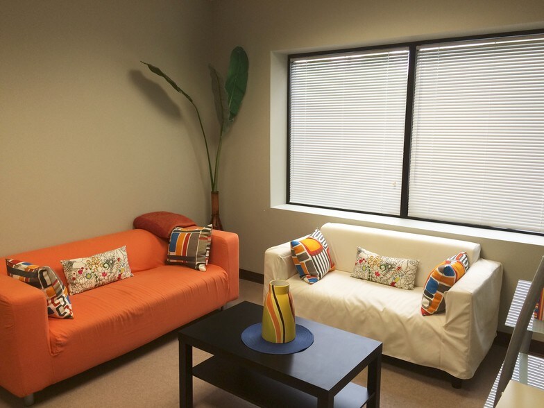 More Photos Of 8701-8739 Mylander Ln, Towson Unknown For Lease