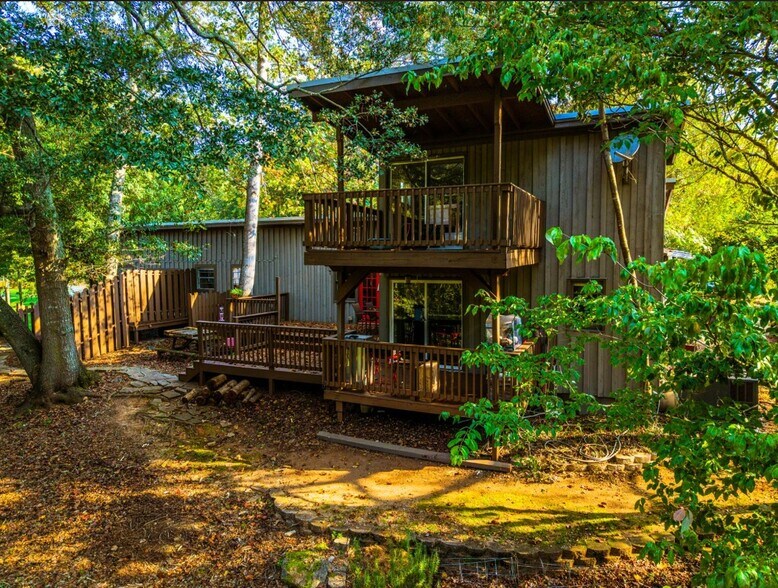 More Photos Of 575 Vaughn Rd, Athens Multifamily For Sale