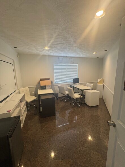More Photos Of 3255 E St Louis Ave, Las Vegas Auto Dealership For Lease