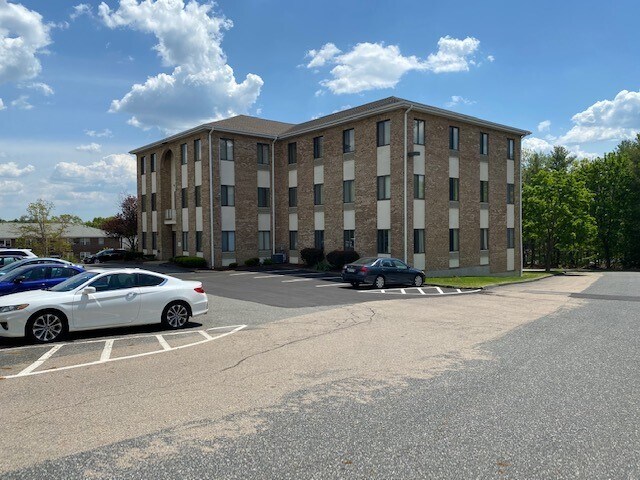 More Photos Of 221 Boston Post Rd E, Marlborough Office For Lease