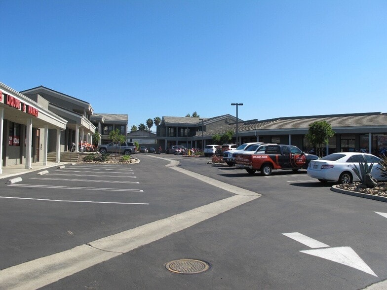 More Photos Of 14168 Poway Rd, Poway Unknown For Lease