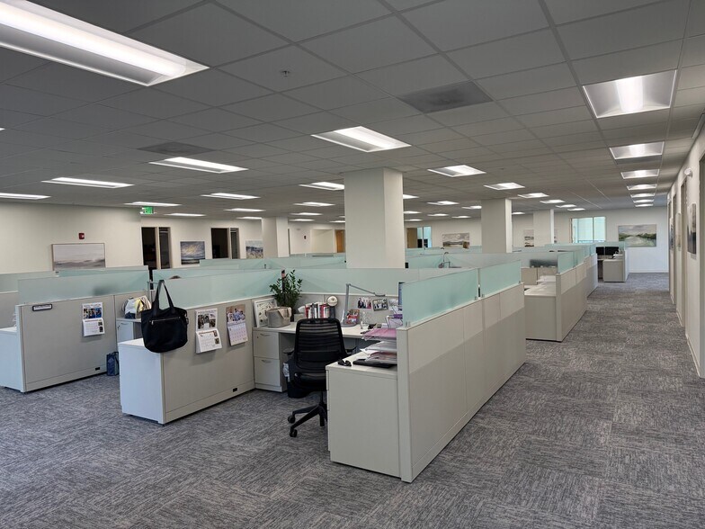 More Photos Of 100 Calhoun St, Charleston Office For Lease