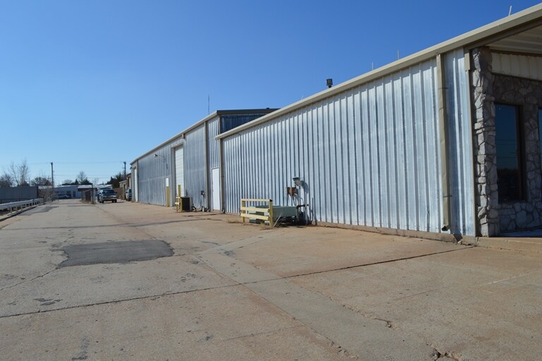 More Photos Of 2805 E 6th Ave, Stillwater Manufacturing For Sale