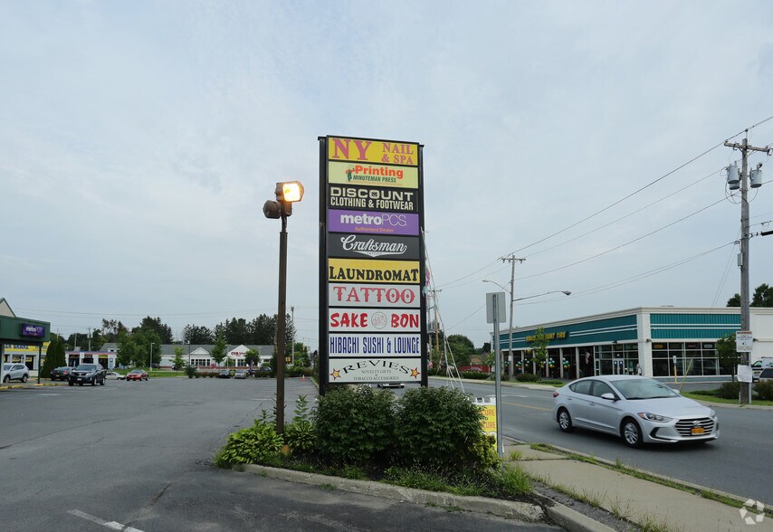 More Photos Of 1702 Chrisler Ave, Schenectady Freestanding For Lease