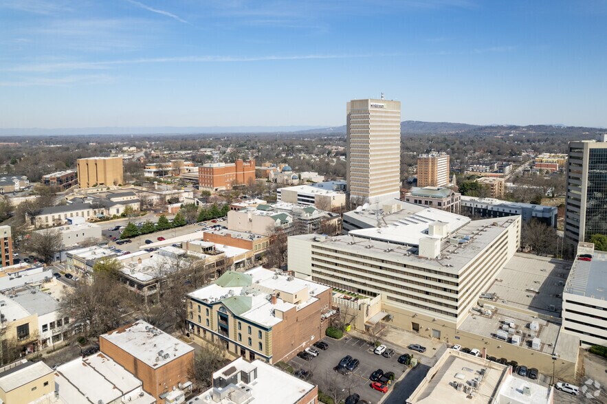 More Photos Of 200 N Main St, Greenville Office Residential For Lease