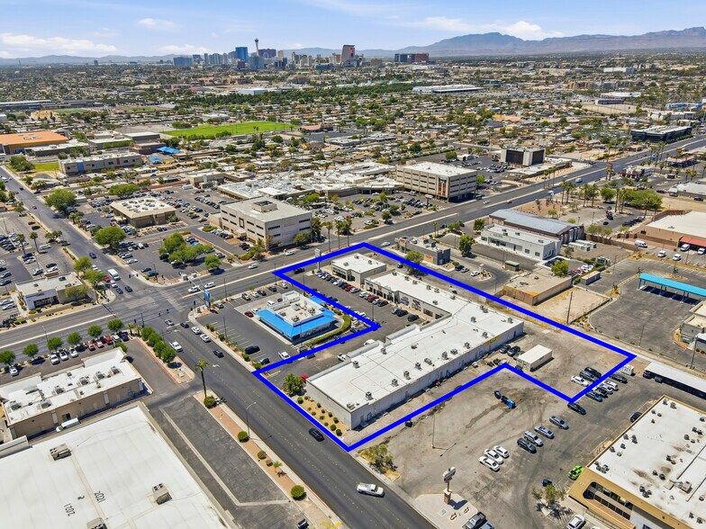 More Photos Of 1820 E Lake Mead Blvd, North Las Vegas Freestanding For Sale