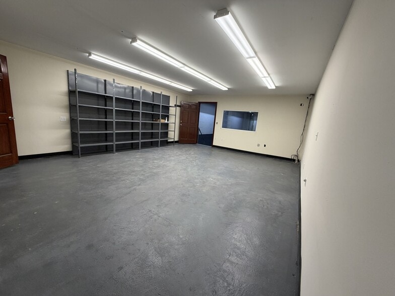 More Photos Of 746-752 E 133rd St, Bronx Warehouse For Lease