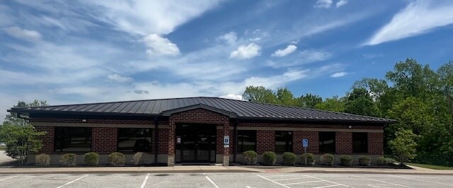 More Photos Of 2701 Chancellor Dr, Fort Mitchell Medical For Sale
