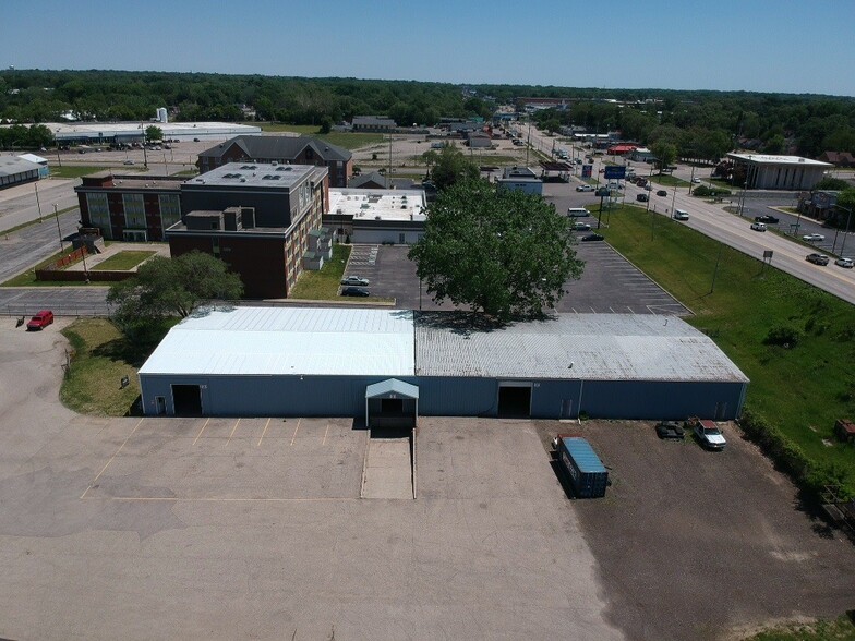 More Photos Of 322 Terminal St SW, Grand Rapids Distribution For Lease