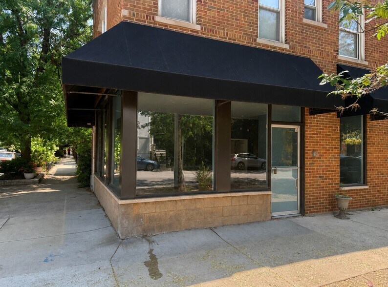Primary Photo Of 2815-2825 N Southport Ave, Chicago Storefront Retail Residential For Lease