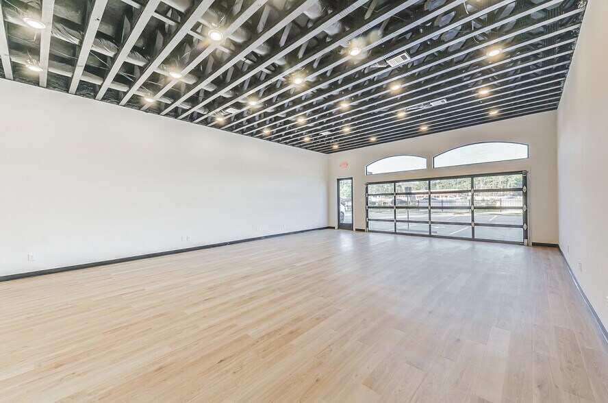 More Photos Of 11821 FM 1488, Magnolia Medical For Sale
