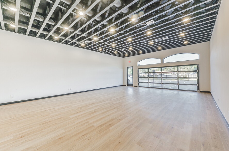 More Photos Of 11821 FM 1488, Magnolia Medical For Sale
