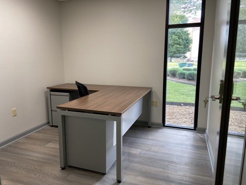 More Photos Of 725 Harvard Dr, Owensboro Coworking Space