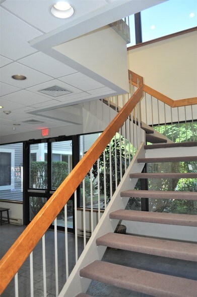 More Photos Of 190 Goldens Bridge Rd, Katonah Medical For Lease