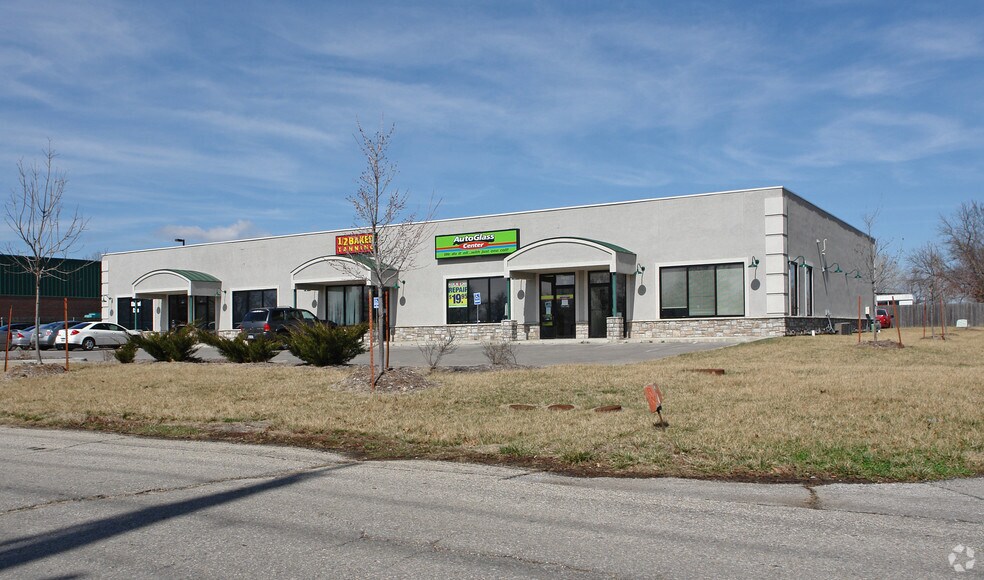 Primary Photo Of 1918 E 23rd St, Lawrence Storefront Retail Office For Sale