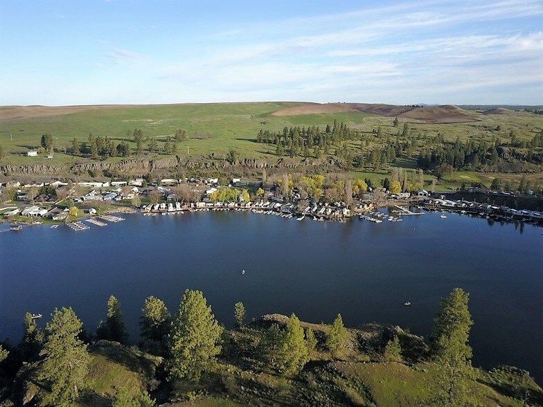 More Photos Of 18617 W Williams Lake Rd, Cheney Trailer Camper Park For Lease