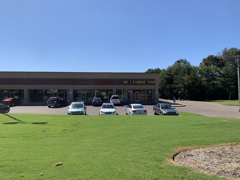 More Photos Of 3189 N Highland Ave, Jackson Storefront For Lease