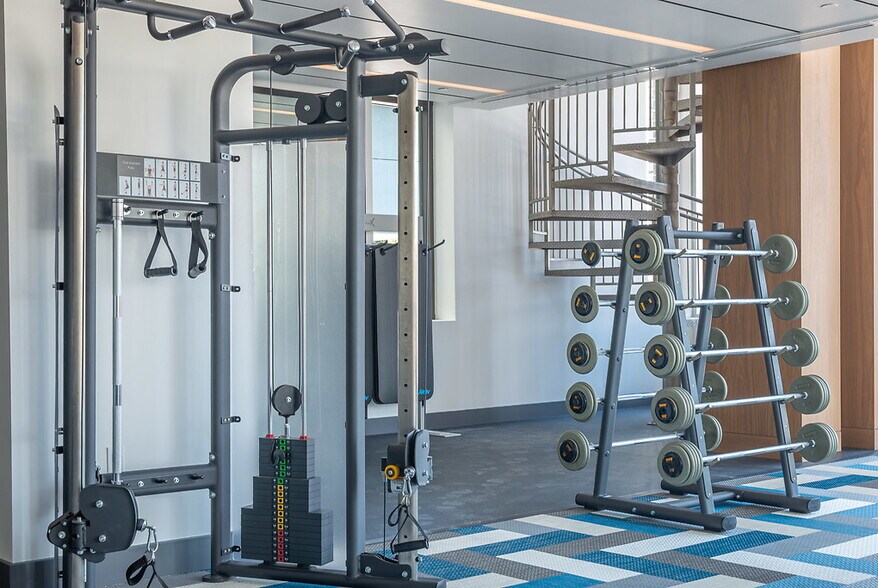 More Photos Of 6240 W Sunset Blvd, Los Angeles Apartments For Lease