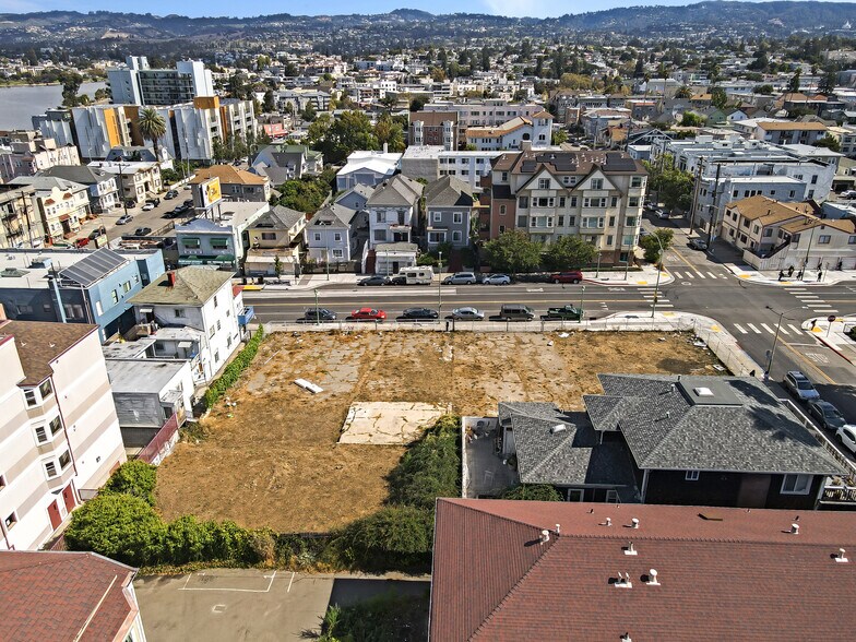 More Photos Of 229 International Blvd, Oakland Land For Sale