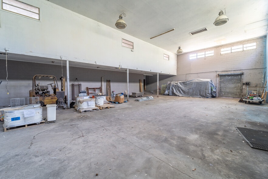 More Photos Of 1412 N Magnolia Ave, Ocala Restaurant For Sale