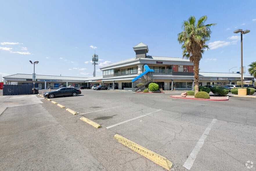 More Photos Of 4375 Las Vegas Blvd N, Las Vegas Storefront For Sale