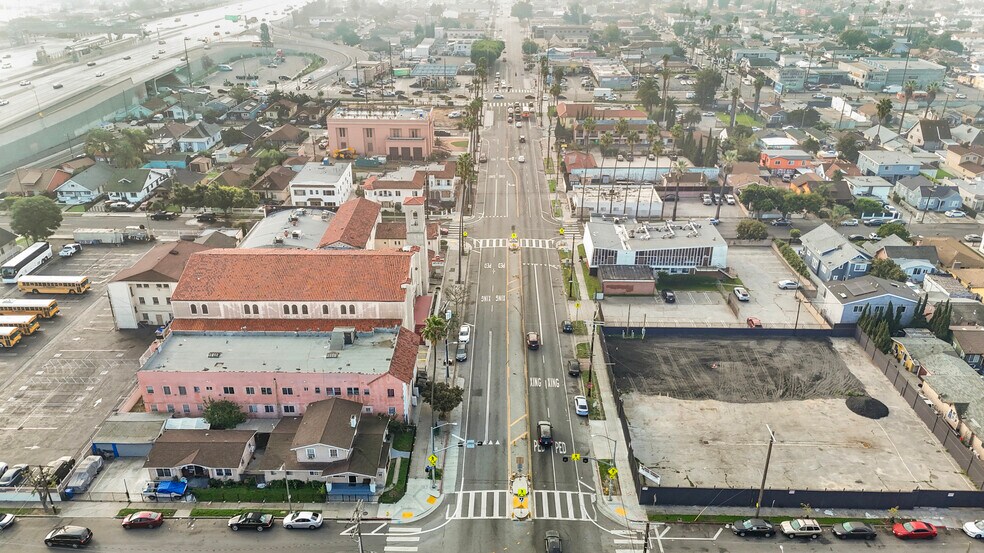 More Photos Of 5606 S Figueroa St, Los Angeles Apartments For Sale