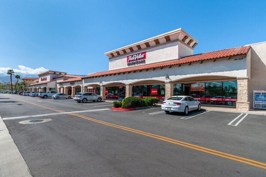 More Photos Of 44419-44491 Town Center Way, Palm Desert Unknown For Lease