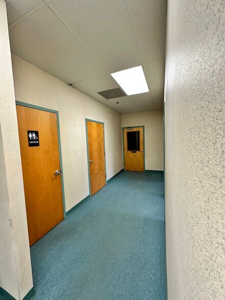 More Photos Of 1980 S West Blvd, Vineland Manufacturing For Lease