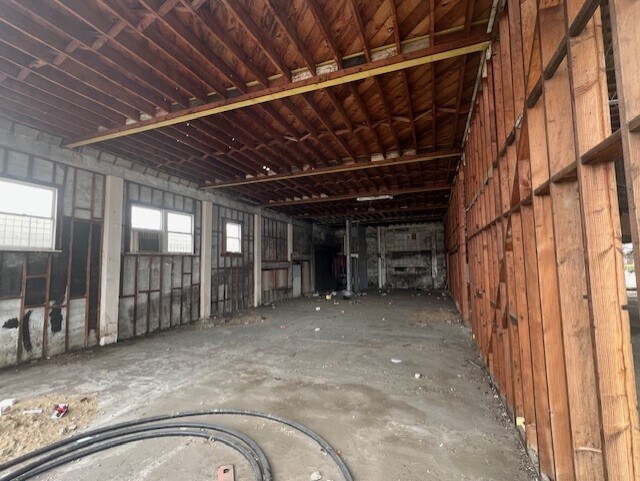 More Photos Of 208 E Olive Ave, Turlock Storefront Retail Office For Sale