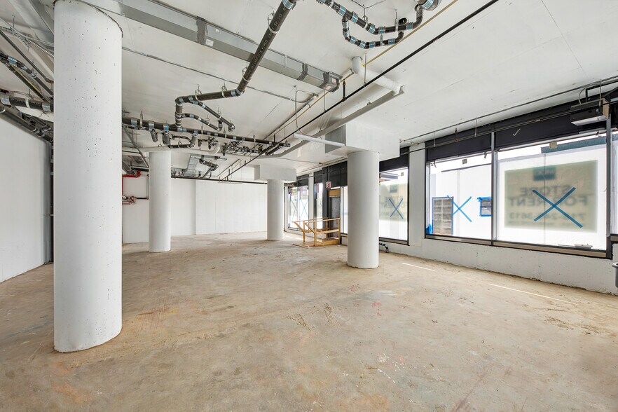 More Photos Of 737 4th Ave, Brooklyn Apartments For Lease