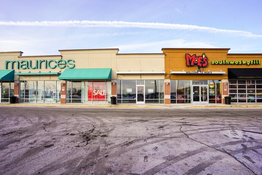 More Photos Of 3308 N Wayne St, Angola General Retail For Lease