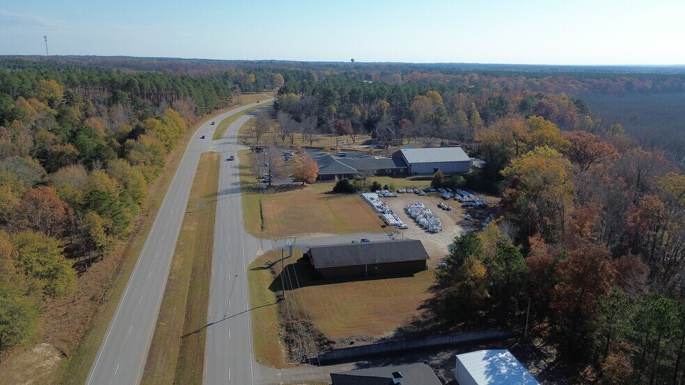 More Photos Of 1220 East Blvd, Chesterfield Showroom For Lease