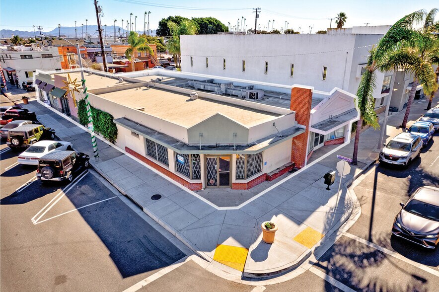 More Photos Of 700-706 S A St, Oxnard Storefront Retail Office For Sale