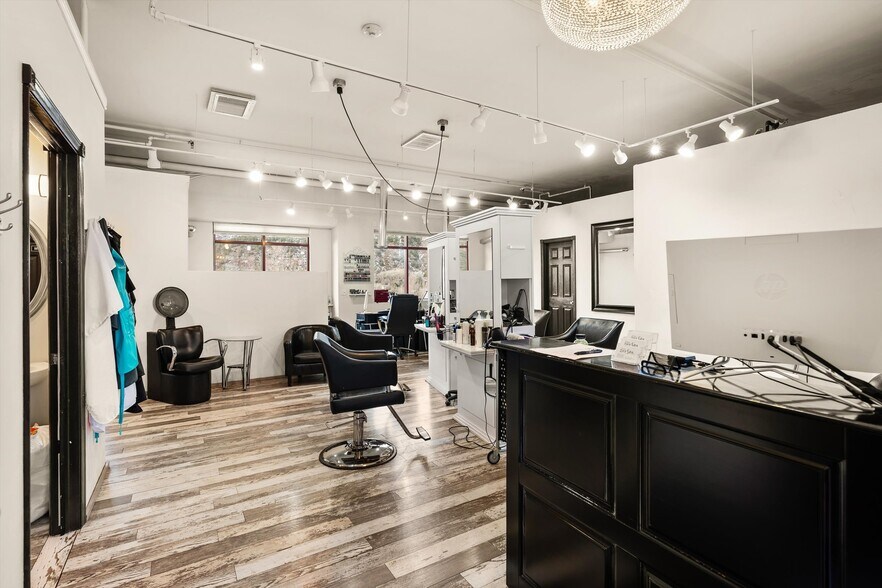 More Photos Of 2550 CO-82, Glenwood Springs Loft Creative Space For Sale