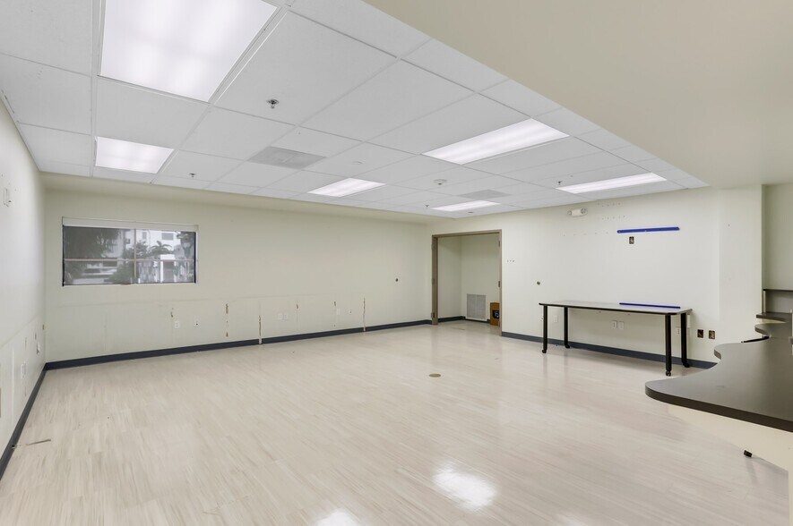 More Photos Of 400 N Andrews Ave, Fort Lauderdale Medical For Lease