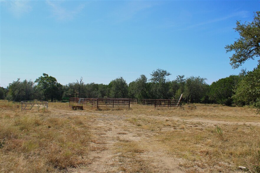 More Photos Of 543 County Road 4620, Kempner Land For Sale