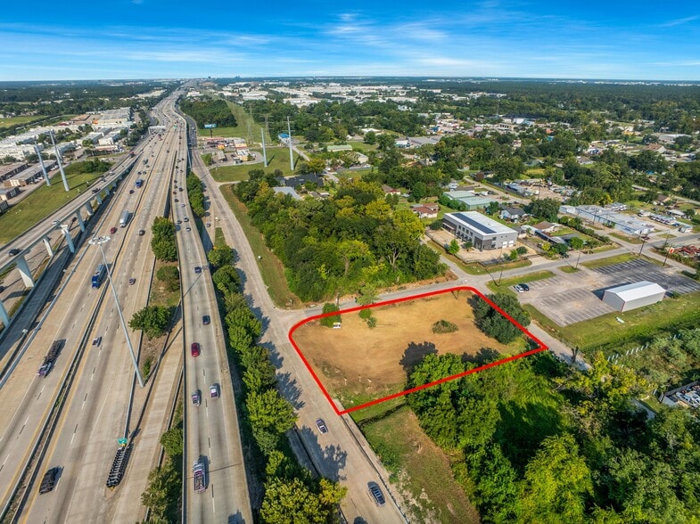 More Photos Of 5939 Albert Dr, Humble Light Distribution For Sale