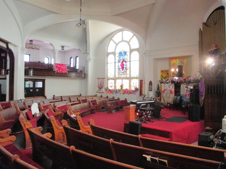 More Photos Of 711 Euclid Ave, Toledo Religious Facility For Sale
