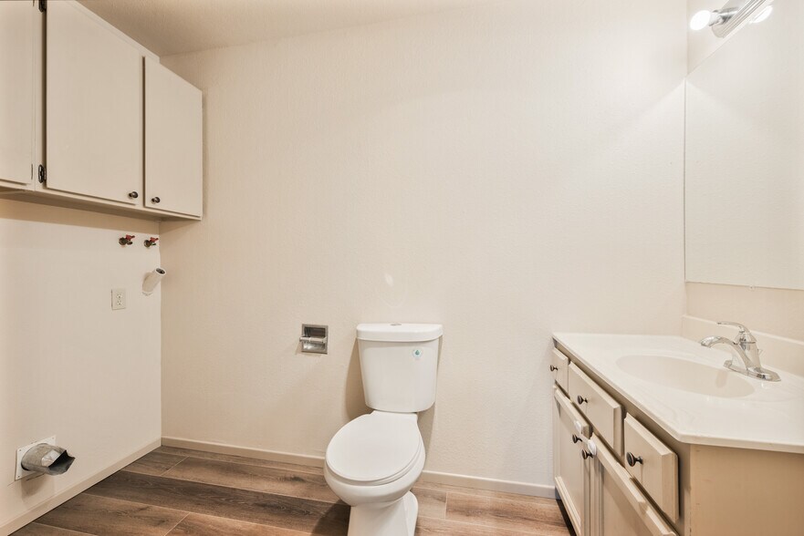 More Photos Of 157 Nevada Dr, Longview Apartments For Sale