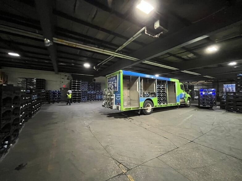 More Photos Of 36 Country Club Ln, Belmont Distribution For Sale