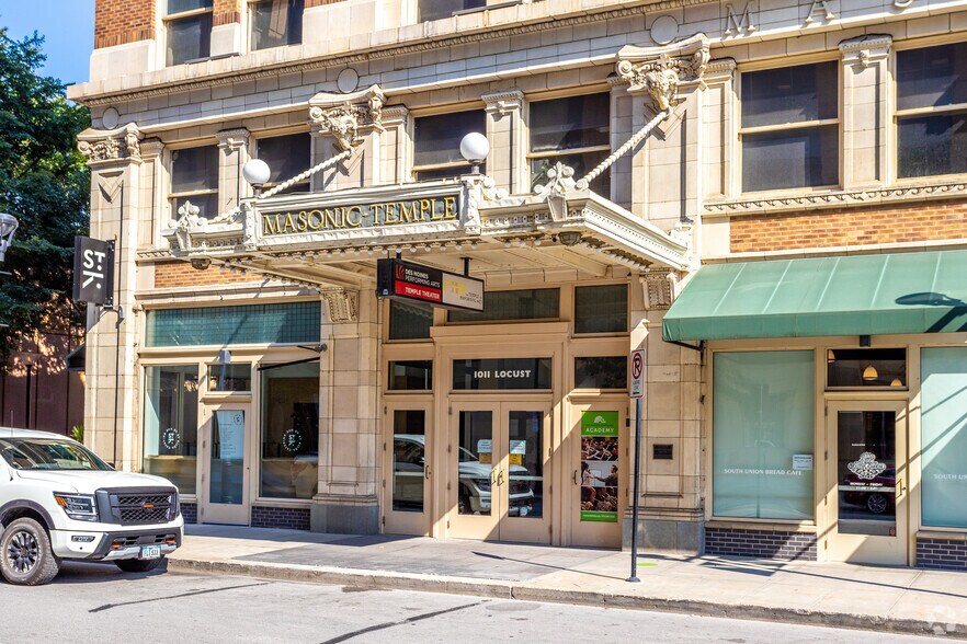 More Photos Of 1011 Locust St, Des Moines Office For Lease