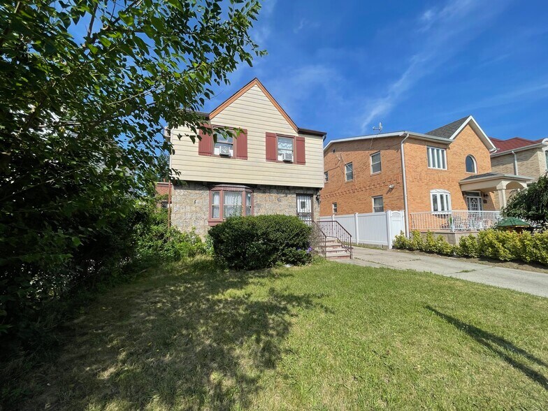 More Photos Of 75-84 180 St, Fresh Meadows Land For Sale