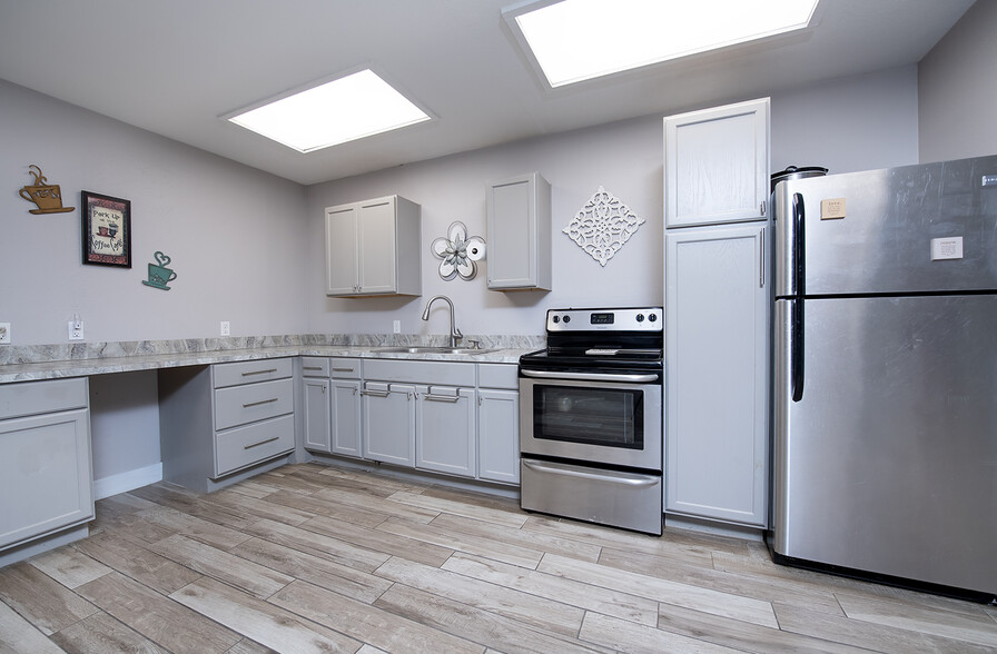 More Photos Of 148 W FM 487, Jarrell Religious Facility For Sale