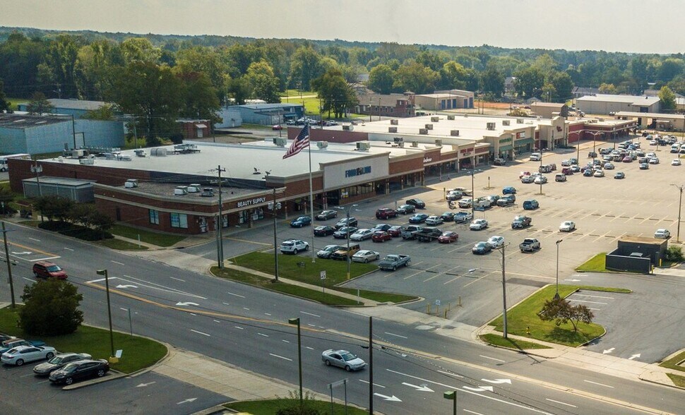 More Photos Of 330-342 N Eastern Blvd, Fayetteville Unknown For Lease